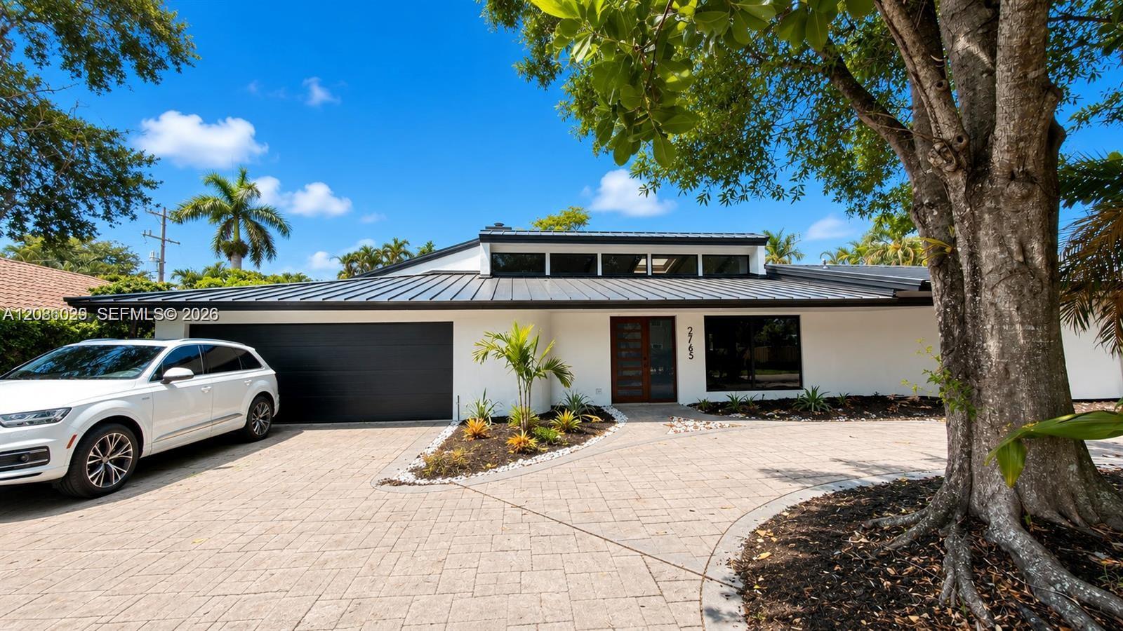 Photo of 2765 NE 35th Drive # listing for Sale