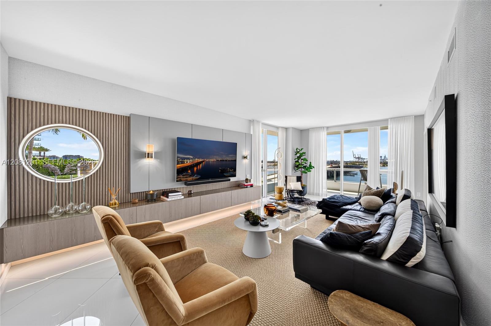 Photo of 520 West Avenue 601 #601 listing for Sale