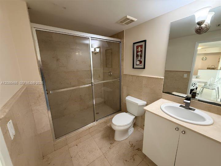 Photo of 17555 Atlantic Boulevard 1103 #1103 listing for Sale