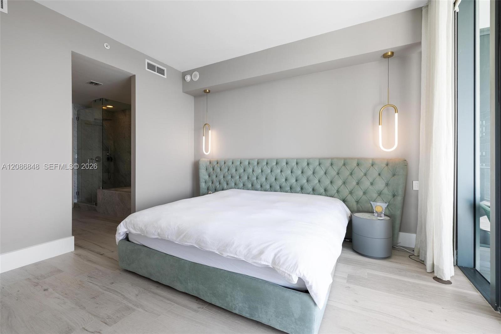 Photo of 480 NE 31st Street 3501 #3501 listing for Sale