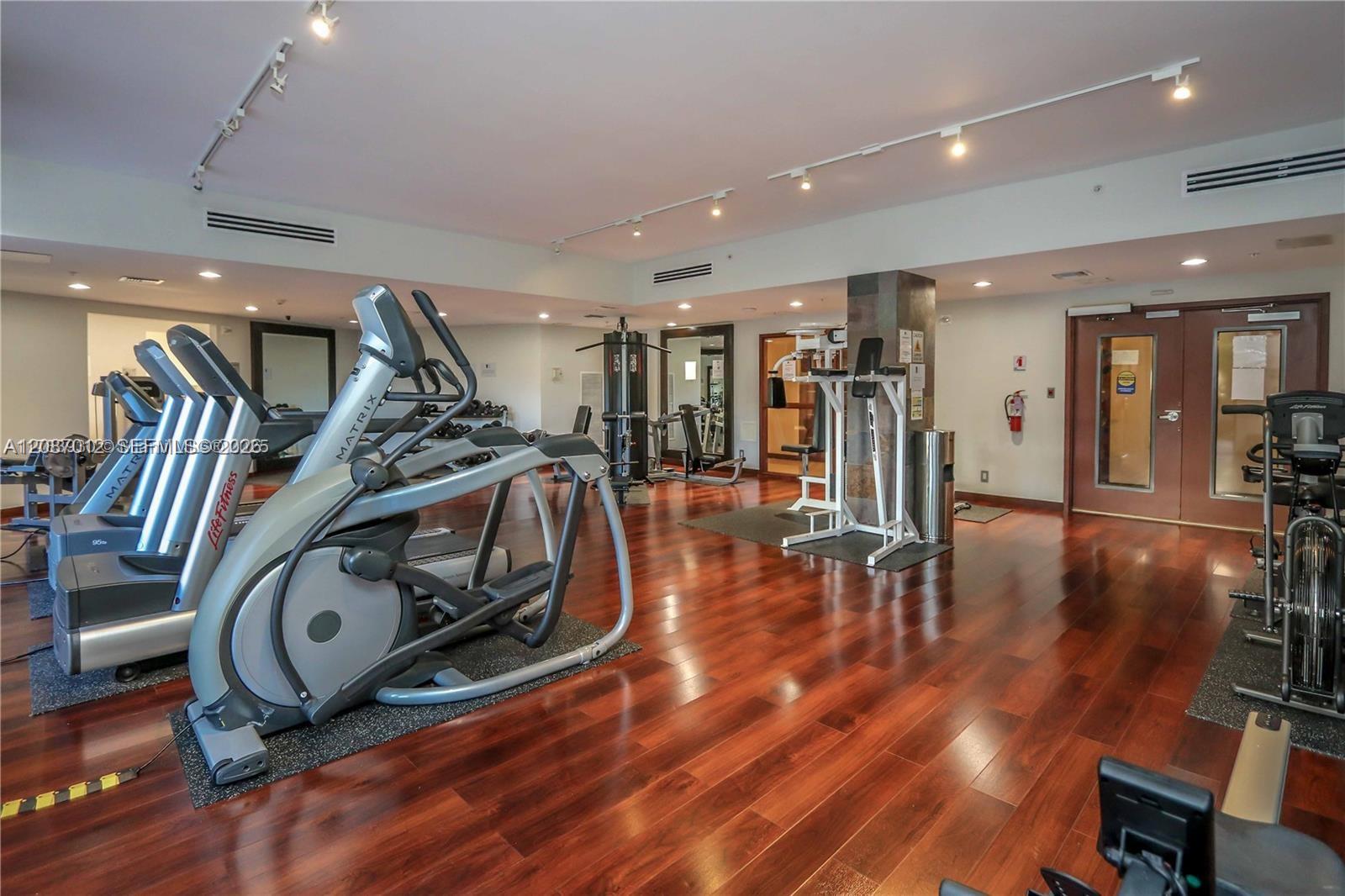 Photo of 3300 NE 191st Street LP08 #LP08 listing for Sale