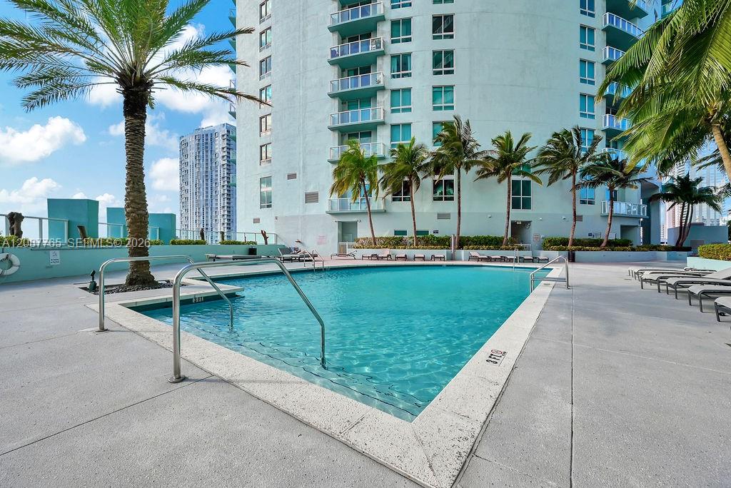 Photo of 1900 N Bayshore Drive 5103 #5103 listing for Sale