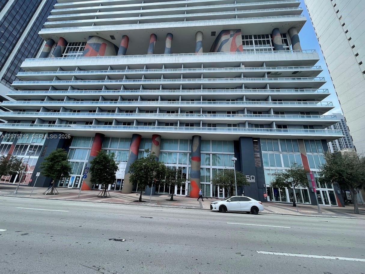 Photo of 50 Biscayne Boulevard 4105 #4105 listing for Sale