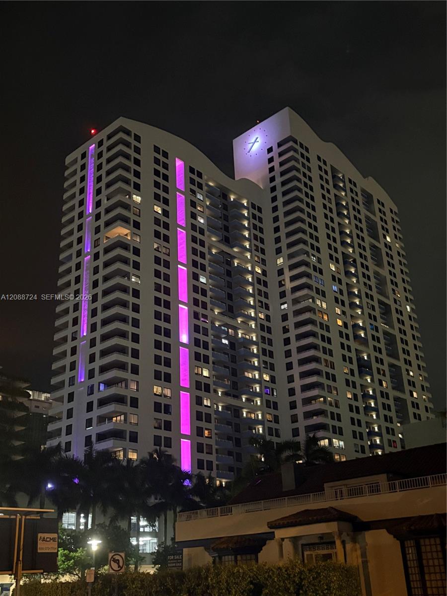 Photo of 1330 West Avenue 1111 #1111 listing for Sale