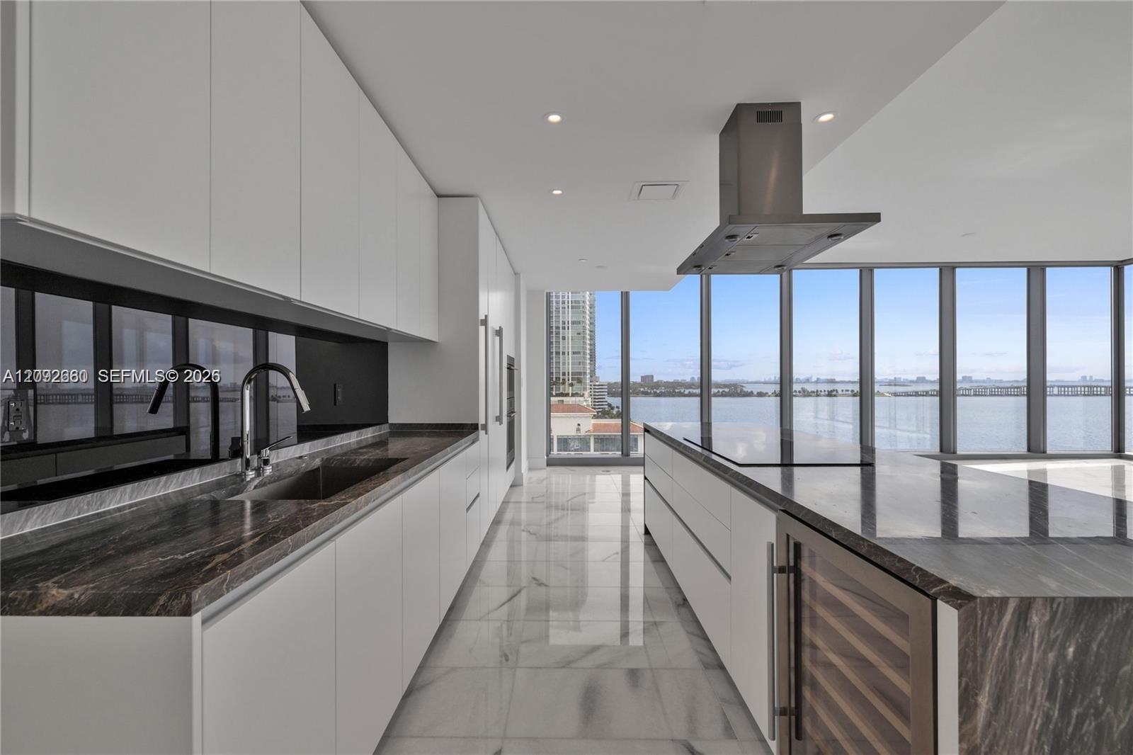 Photo of 700 NE 26th Terrace 901 #901 listing for Sale