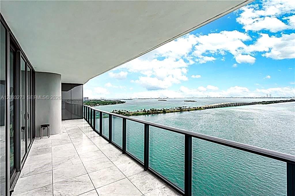 Photo of 3131 NE 7th Avenue 1901 #1901 listing for Sale