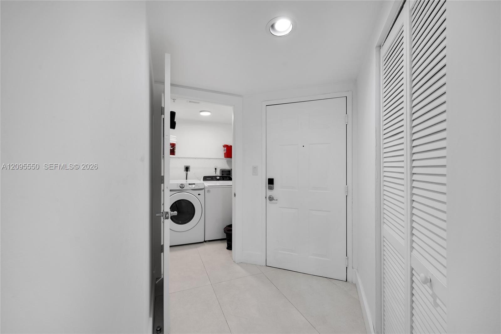 Photo of 2080 S Ocean Drive 511 #511 listing for Sale