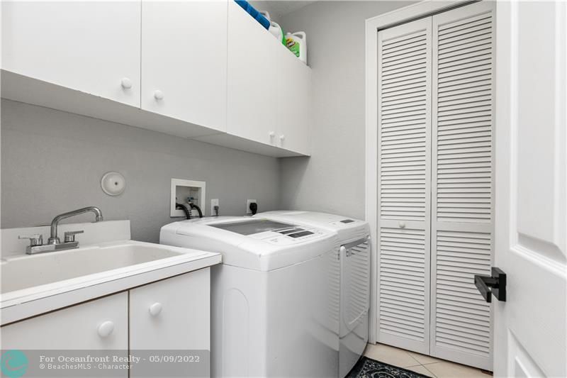 Laundry room with Utility Sink!