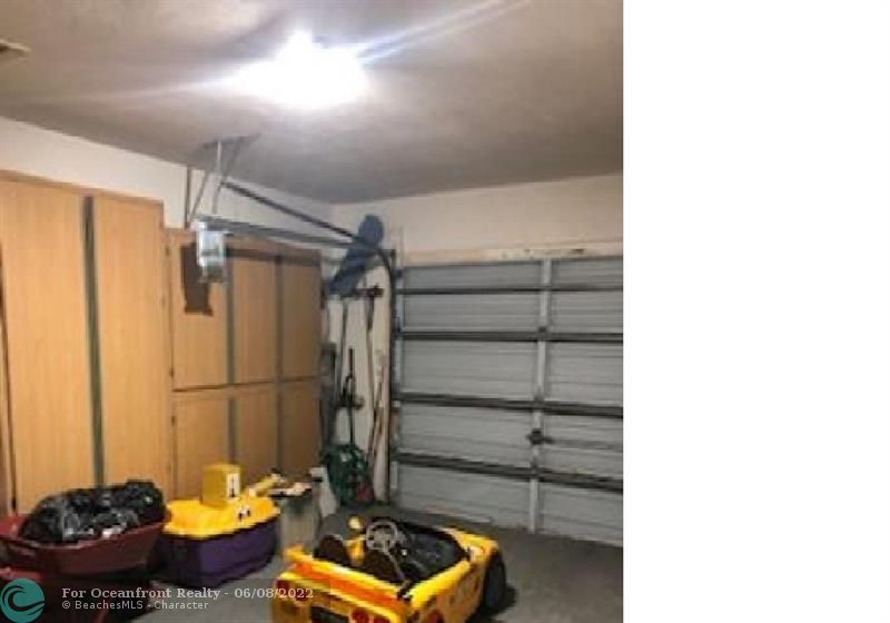 Garage Built in Closets