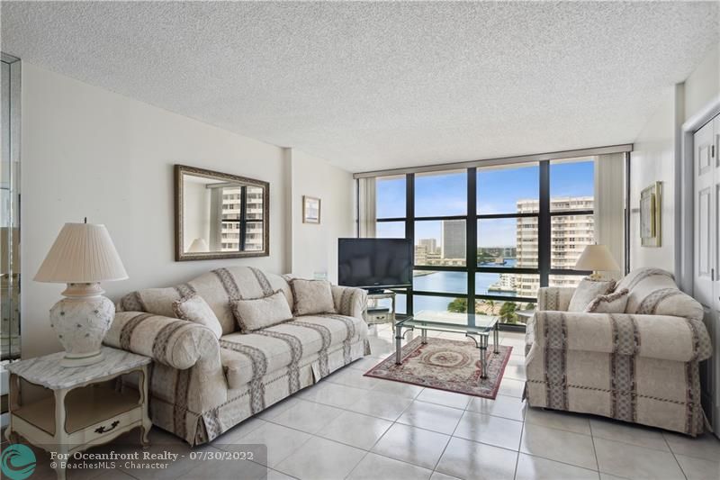 Unit 1503 in AVANT GARDE CONDO Condominimum for Sale in Hallandale