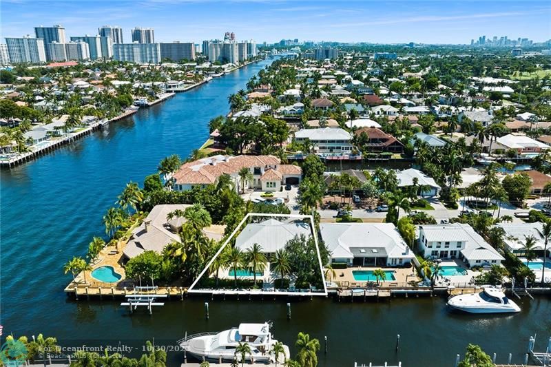 Ariel view of of property and intracoastal looking South