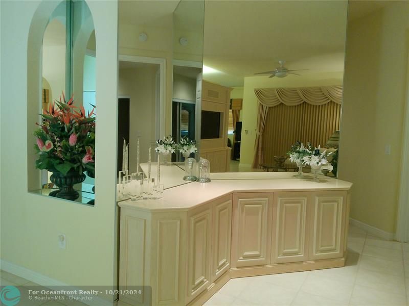 Unit 202 in eXETER Condominimum for Sale in Tamarac MLS F10467367