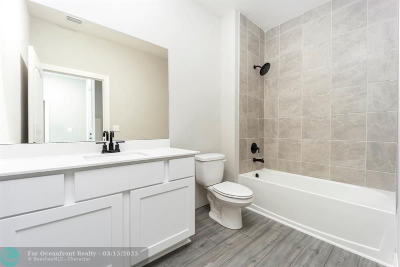 Photo of #F10484324 listing for Sale