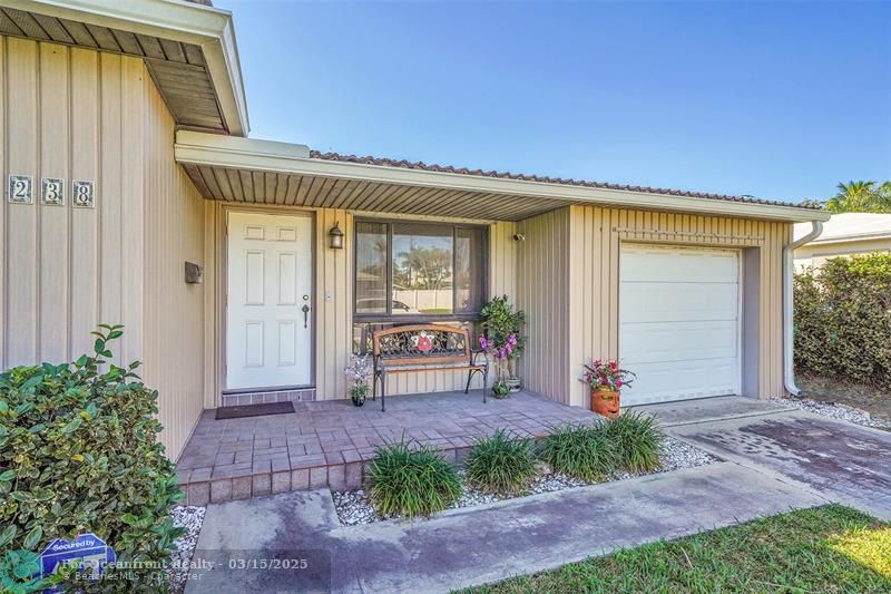 Photo of #F10489715 listing for Sale