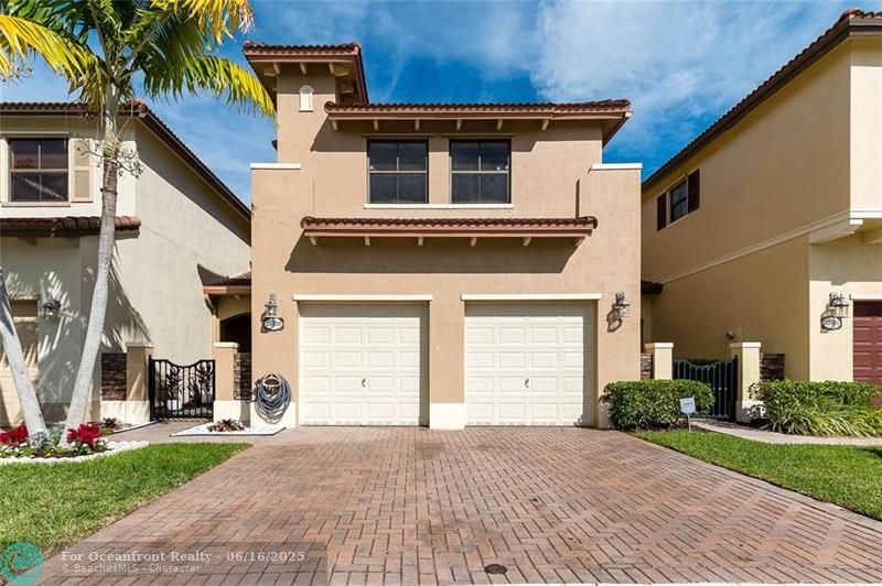 Photo of #F10509235 listing for Sale