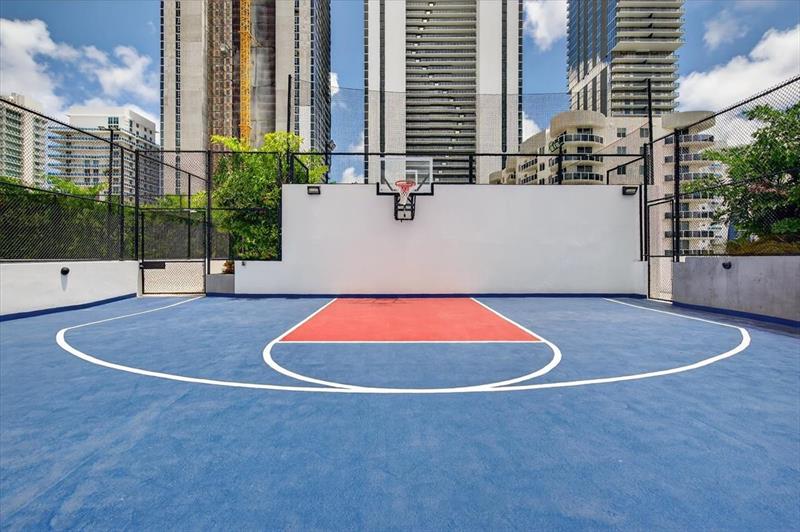 Photo of 700 24th Street #5202 listing for Sale