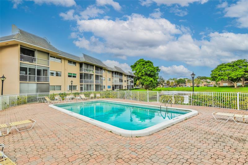 Photo of #F10526781 listing for Sale