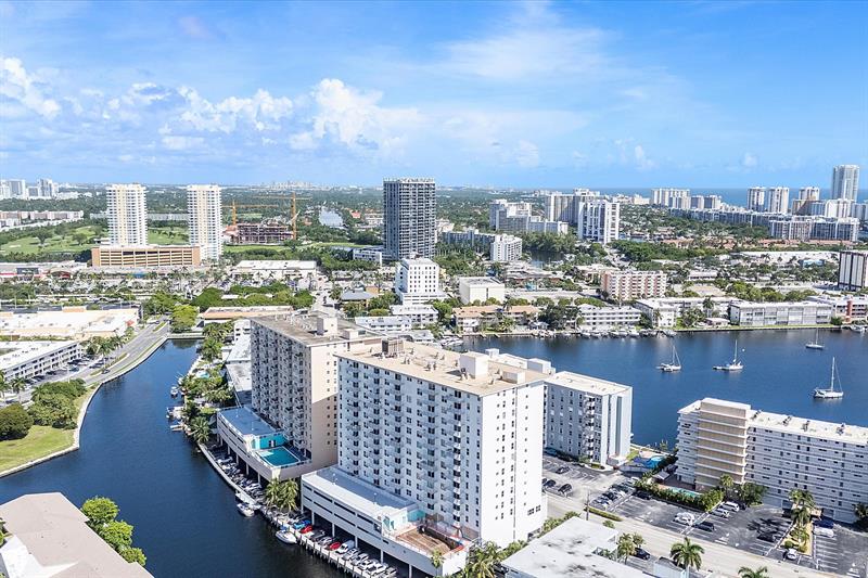 Photo of #F10529301 listing for Sale