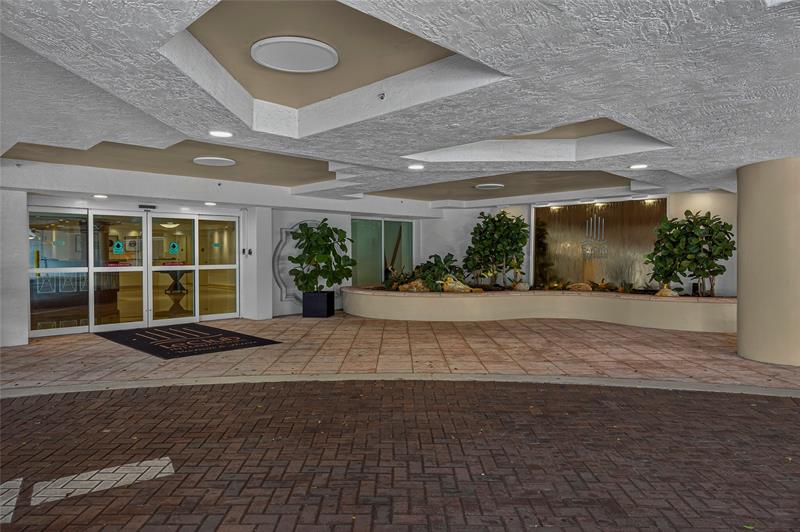 Photo of 2845 9th St #806 listing for Sale