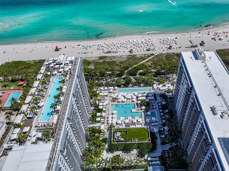 Photo of 2301 Collins Ave #1015 listing for Sale