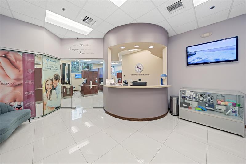 Photo of 1900 Bayshore Dr #706 listing for Sale