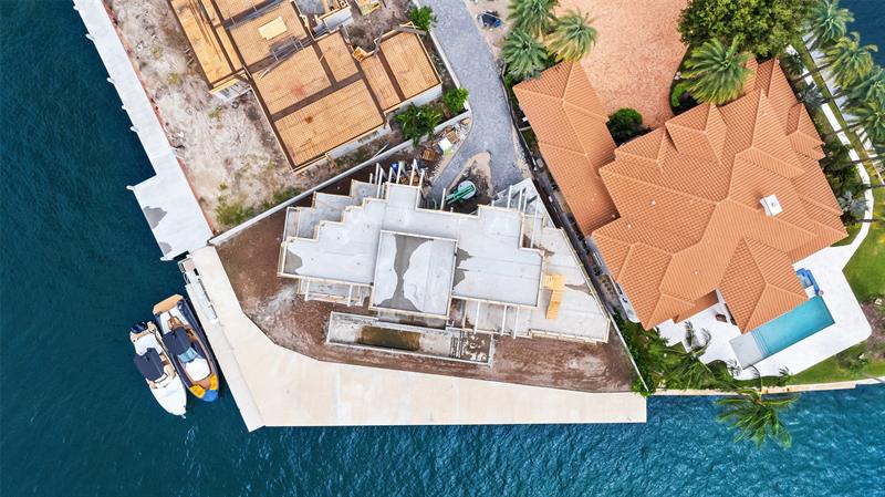 Photo of 851 Flamingo Dr # listing for Sale