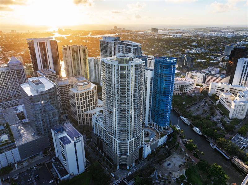Photo of 100 Las Olas Blvd #4001 listing for Sale