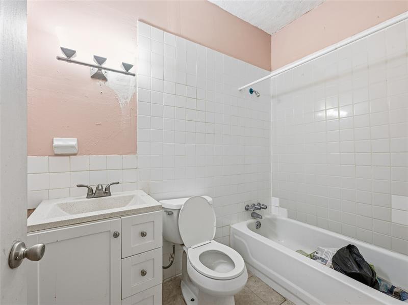 Photo of #F10533357 listing for Sale