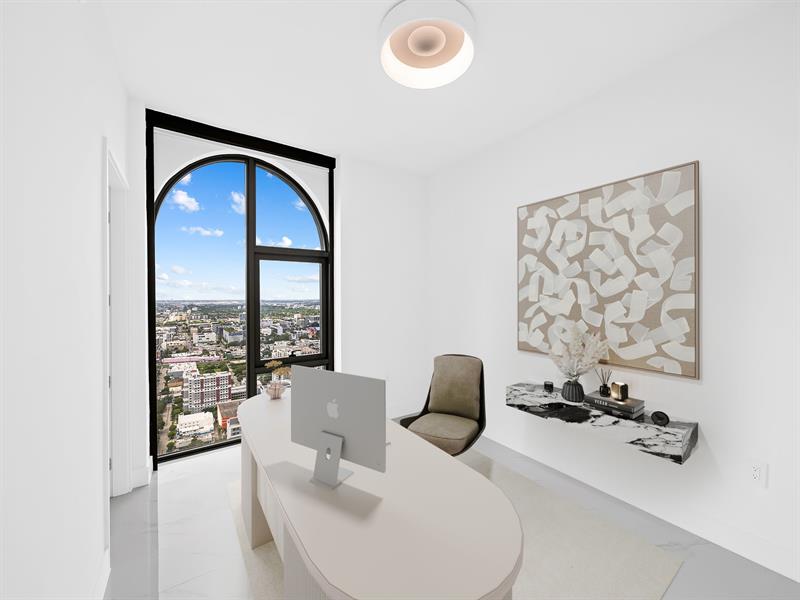 Photo of 700 24th #4007 listing for Sale