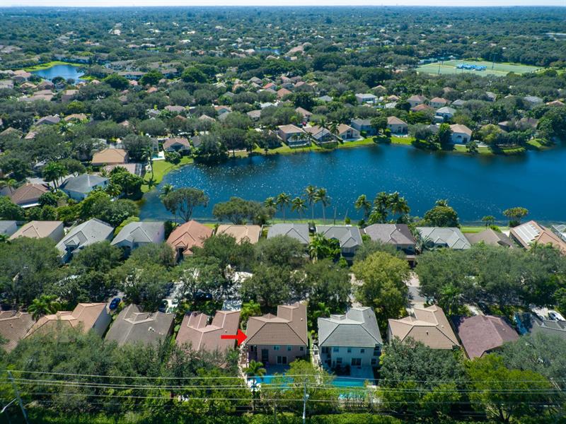 Photo of #F10534245 listing for Sale