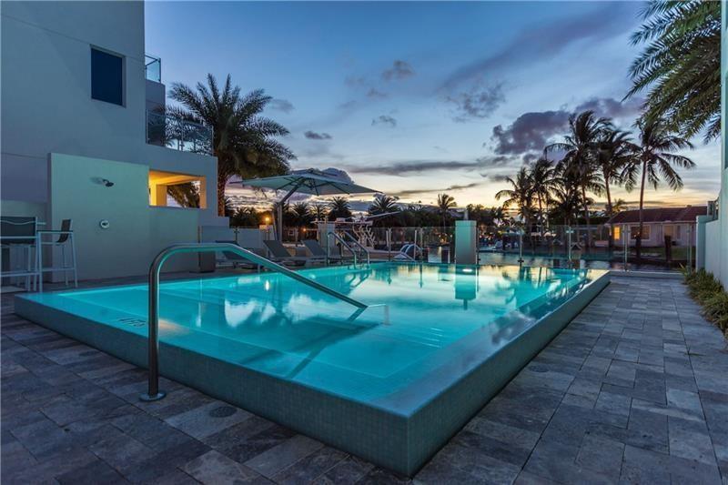 Photo of 246 Shore Ct # listing for Sale