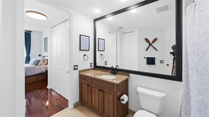 Photo of 347 New River Dr E #3110 listing for Sale