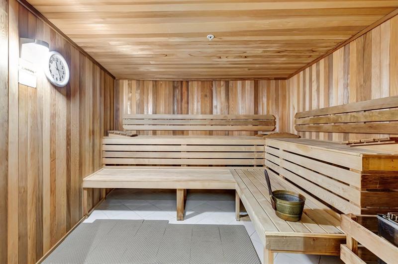 Photo of 1 Ocean bvd #612 listing for Sale