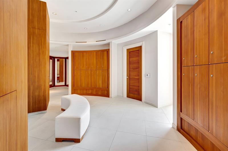 Photo of 1 Ocean bvd #612 listing for Sale