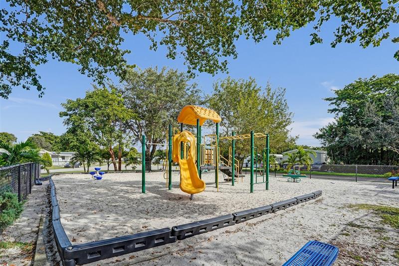 Photo of #F10535880 listing for Sale