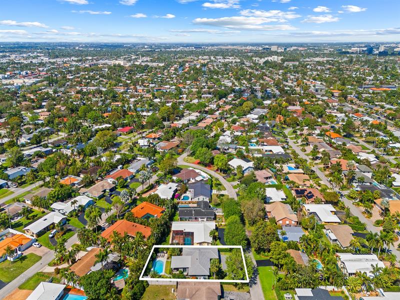 Photo of 2090 54th Ct # listing for Sale