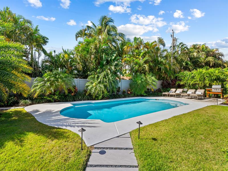 Photo of 2090 54th Ct # listing for Sale