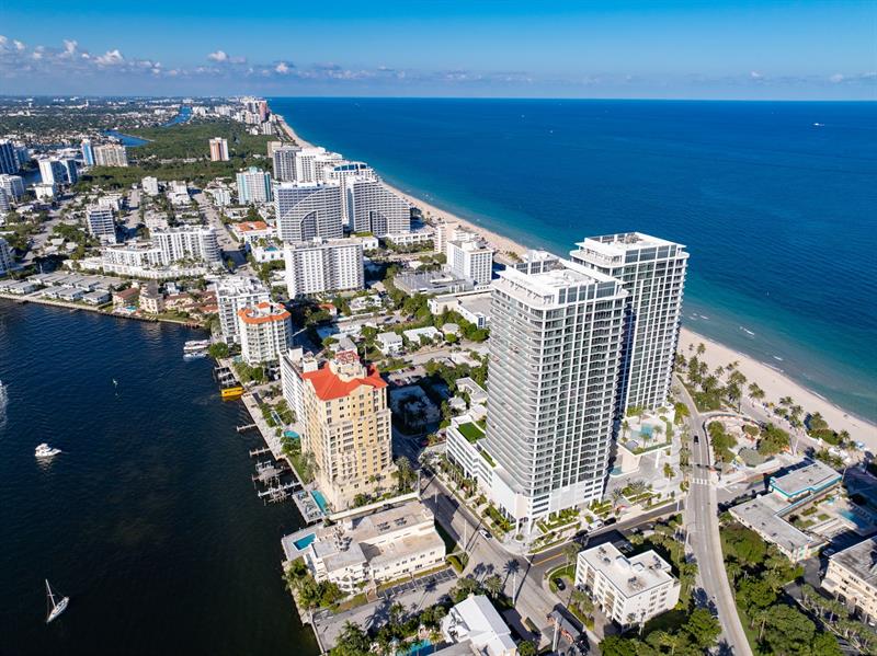 Photo of 151 Seabreeze Blvd #2503-E listing for Sale