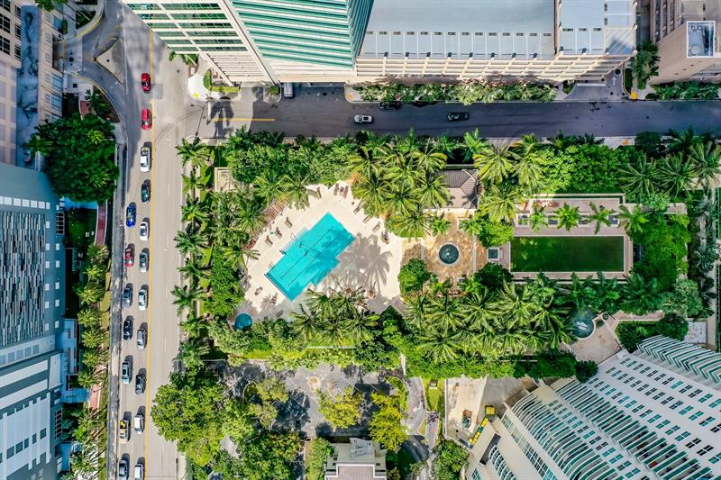 Photo of 347 New River Dr #PH 7 listing for Sale