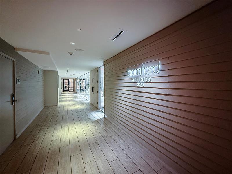 Photo of 2301 Collins Ave #512 listing for Sale