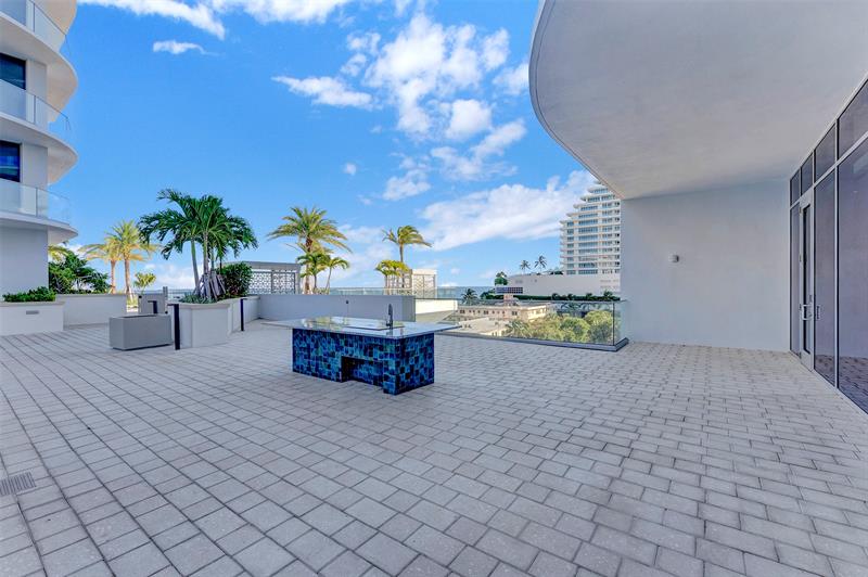 Photo of 153 Seabreeze Blvd #902-S listing for Sale