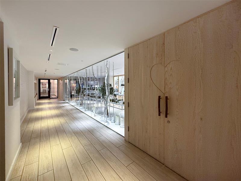 Photo of 2301 Collins Ave #323 listing for Sale