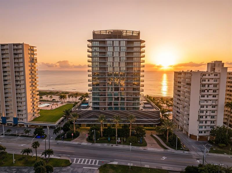 Photo of 730 Ocean Blvd #404 listing for Sale