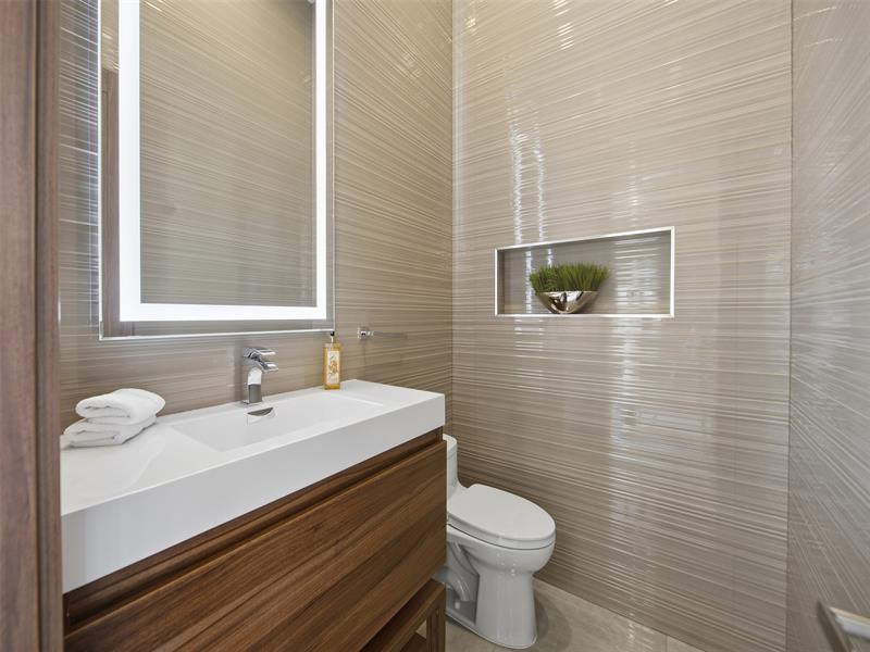 Photo of 2213 37th Dr # listing for Sale