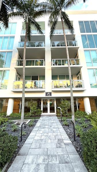 Photo of 45 Hendricks Isle #403 listing for Sale