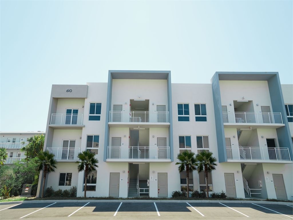 Atlantica at Dania Beach: Embrace Modern Coastal Living